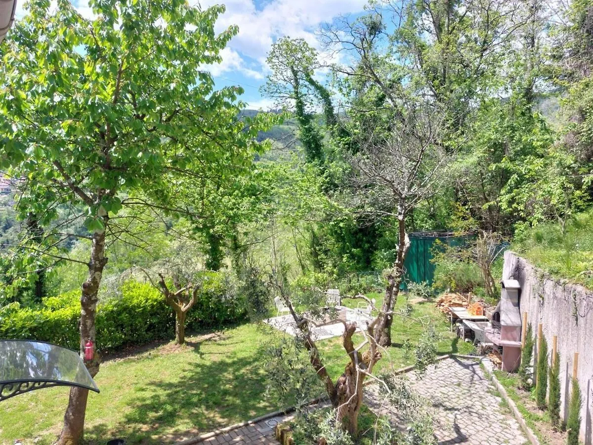 Elegant Tuscany Mountain Villa Momigno Italien